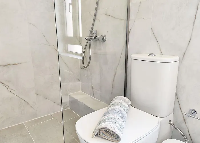 Dimitriοs Stone House *