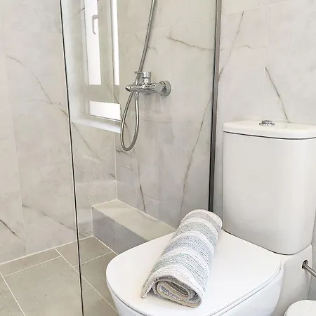 Dimitriοs Stone House *